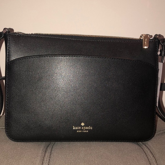 Kate Spade adel crossbody. - Picture 2 of 11